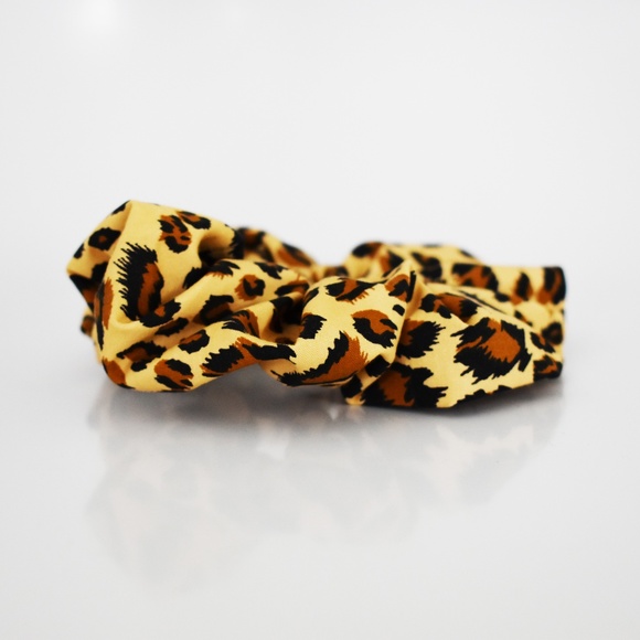 Leopard Scrunchie ~  Animal Print ~ Messy Bun - Picture 3 of 8
